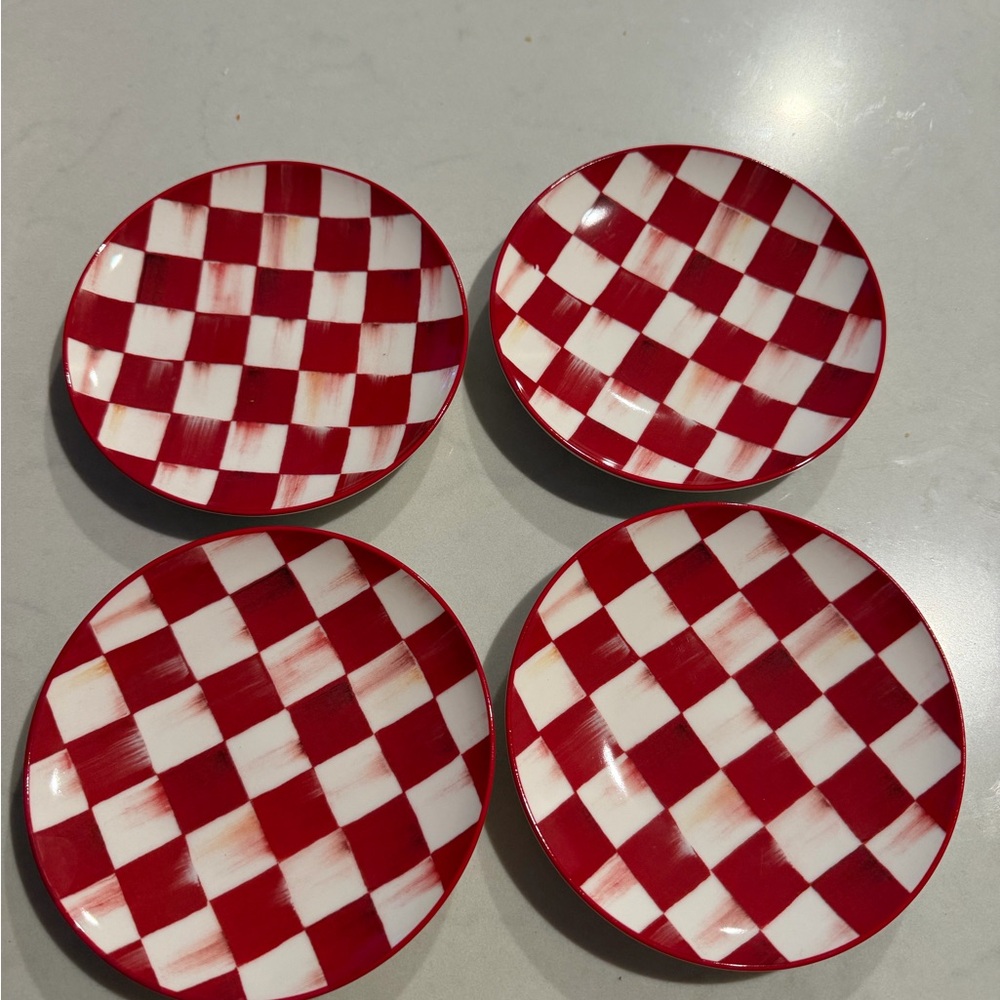 MacKenzie-Childs White & Red Plate Set of 4 (NEW)
